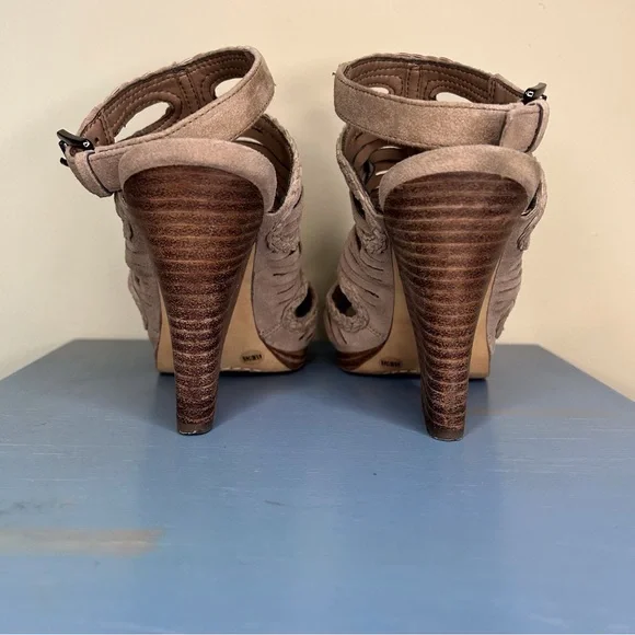 Vince Camuto Janil open toe suede block heel sandal - Picture 7 of 11